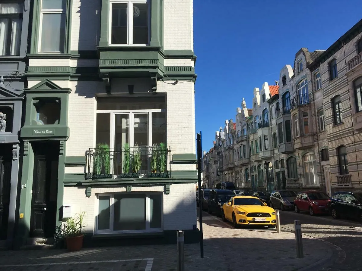 Ferienwohnung Chic Arty & Cosy 300M From Beach Ostende