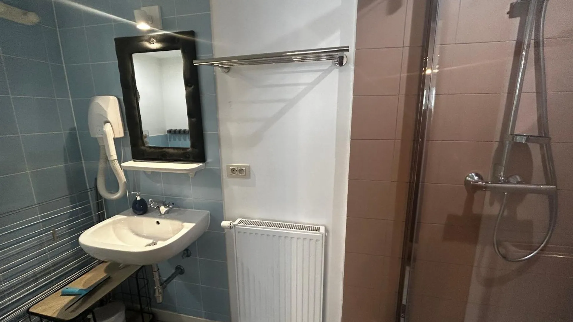 Chic Arty & Cosy 300M From Beach Apartment Ostend 0*,